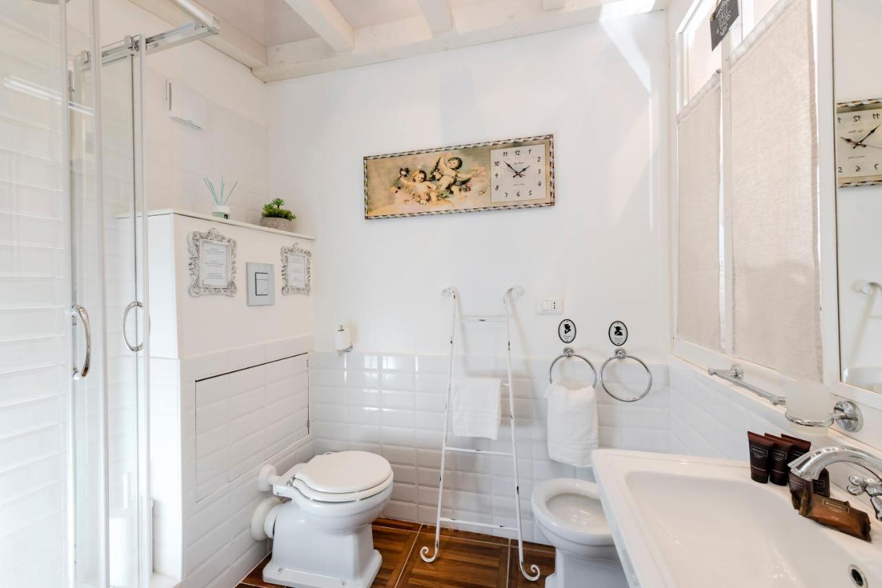 Capo Le Case, Romantic Flat Near Spanish Steps المظهر الخارجي الصورة