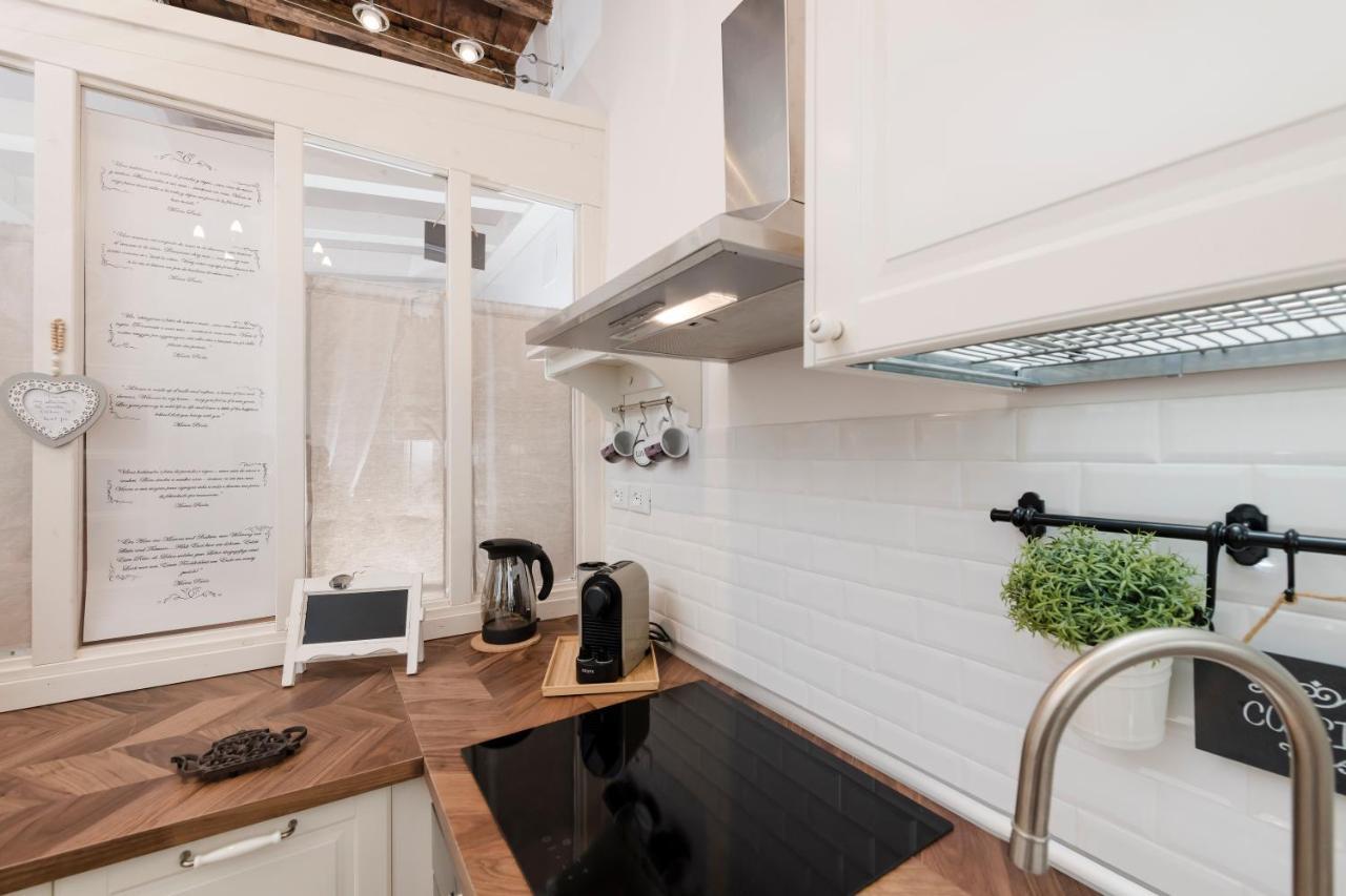 Capo Le Case, Romantic Flat Near Spanish Steps المظهر الخارجي الصورة