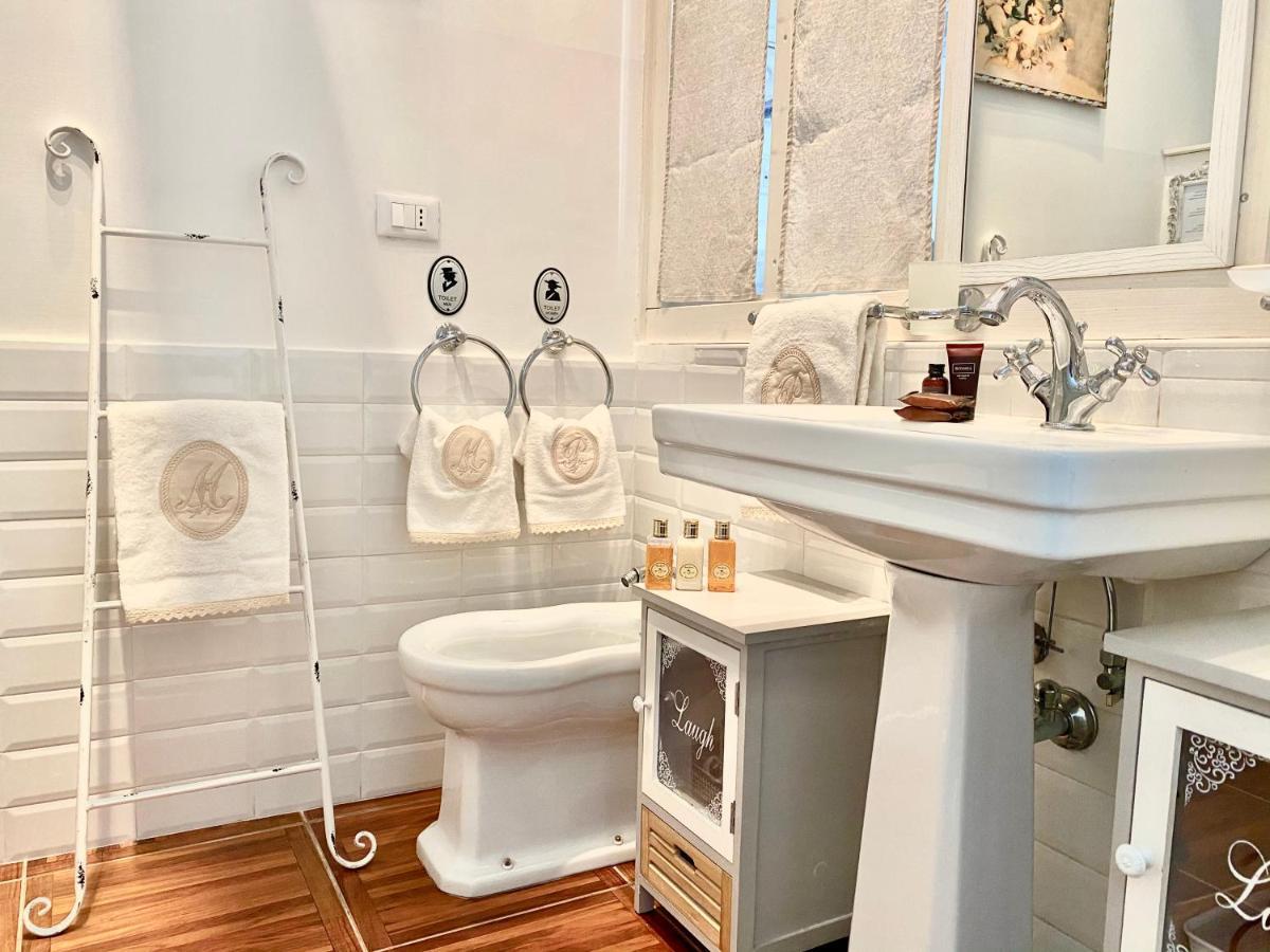 Capo Le Case, Romantic Flat Near Spanish Steps المظهر الخارجي الصورة